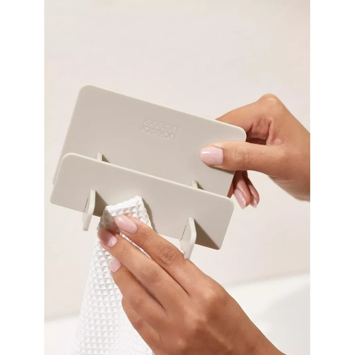 Joseph Joseph Pedestal Mirror, Shell – image 5