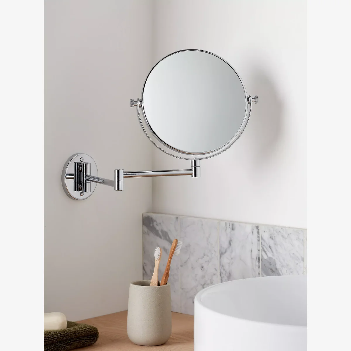Lux extendable mirror – image 1