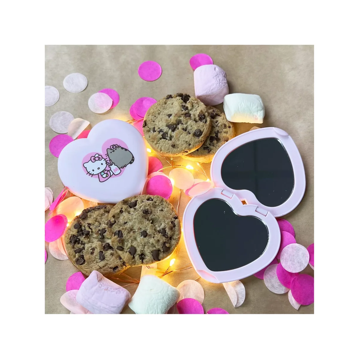 Hello Kitty x Pusheen Make Up Mirror – image 6
