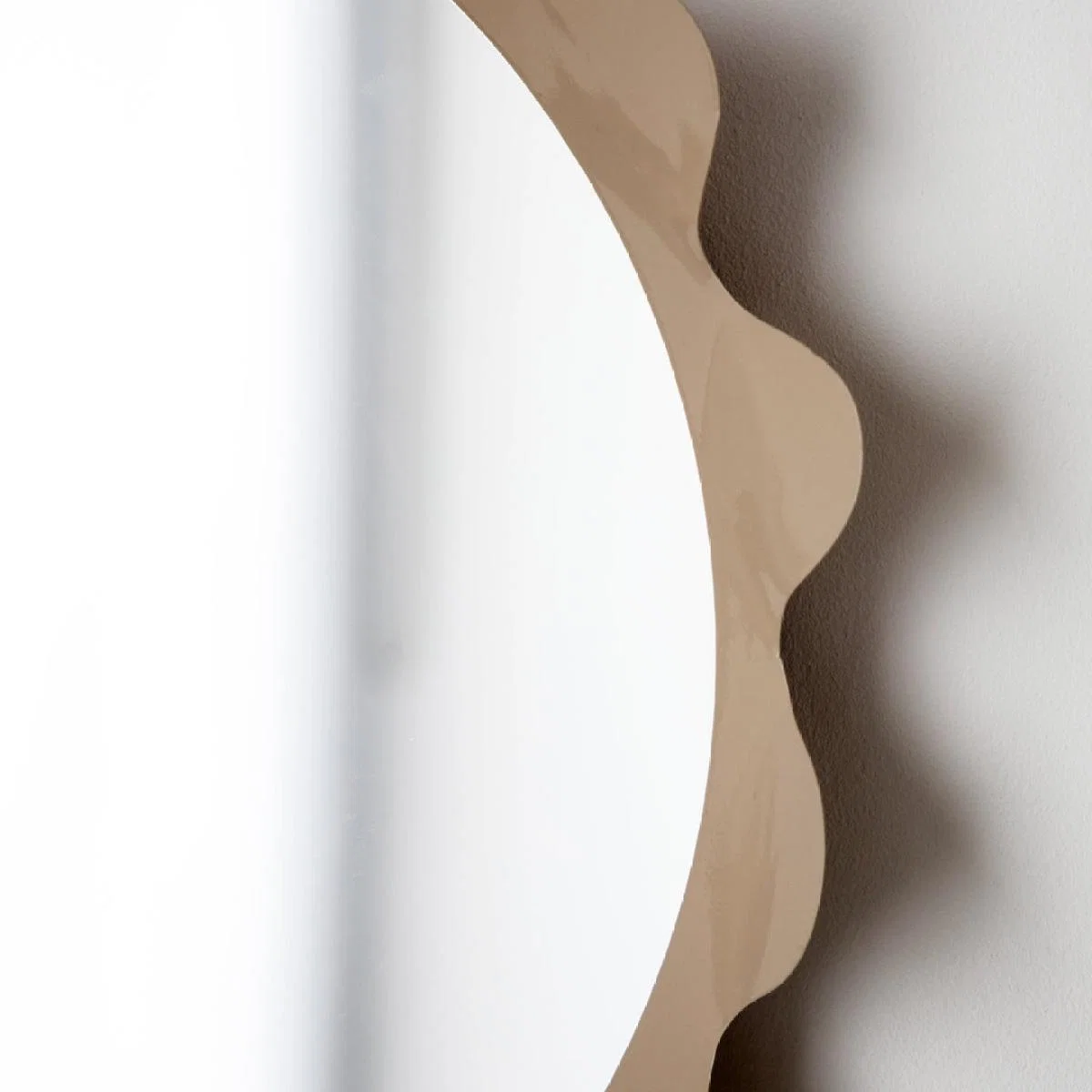 Shoreditch Round Mirror - Taupe – image 2