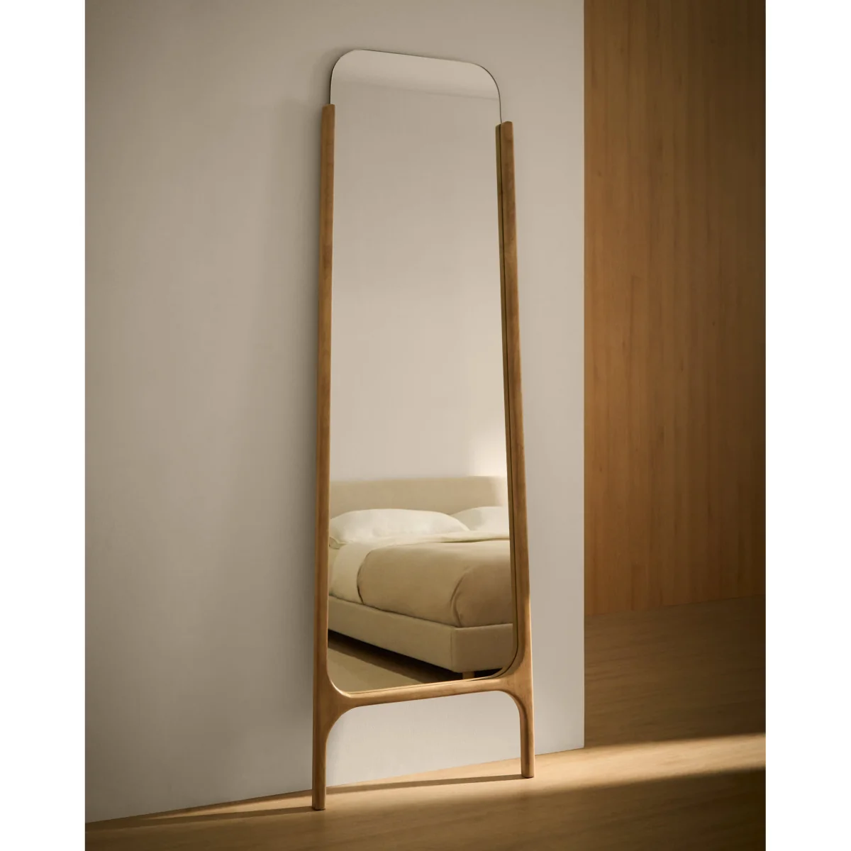 Aremi natural-coloured solid mango wood floor mirror 59 x 198 cm, FSC 100% – image 2