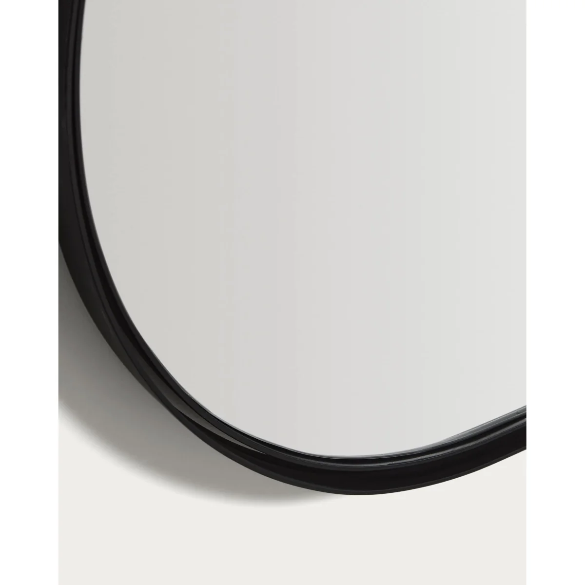 Noral oval black metal mirror Ø50.5 x 90cm – image 4