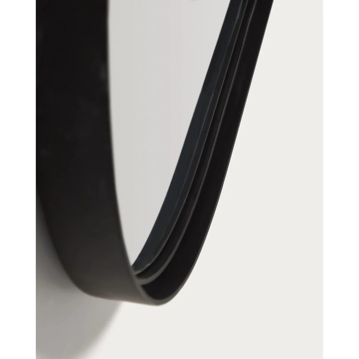 Noral oval black metal mirror Ø50.5 x 90cm – image 6