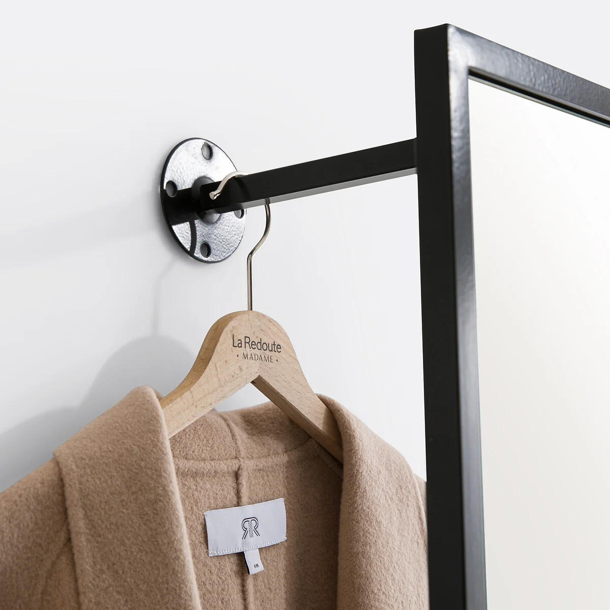 Horta Metal Wall Coat Rack with Mirror – image 4