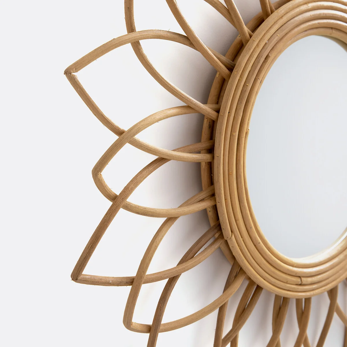 Nogu Mirror with Floral Rattan Frame, 65cm Diameter – image 3