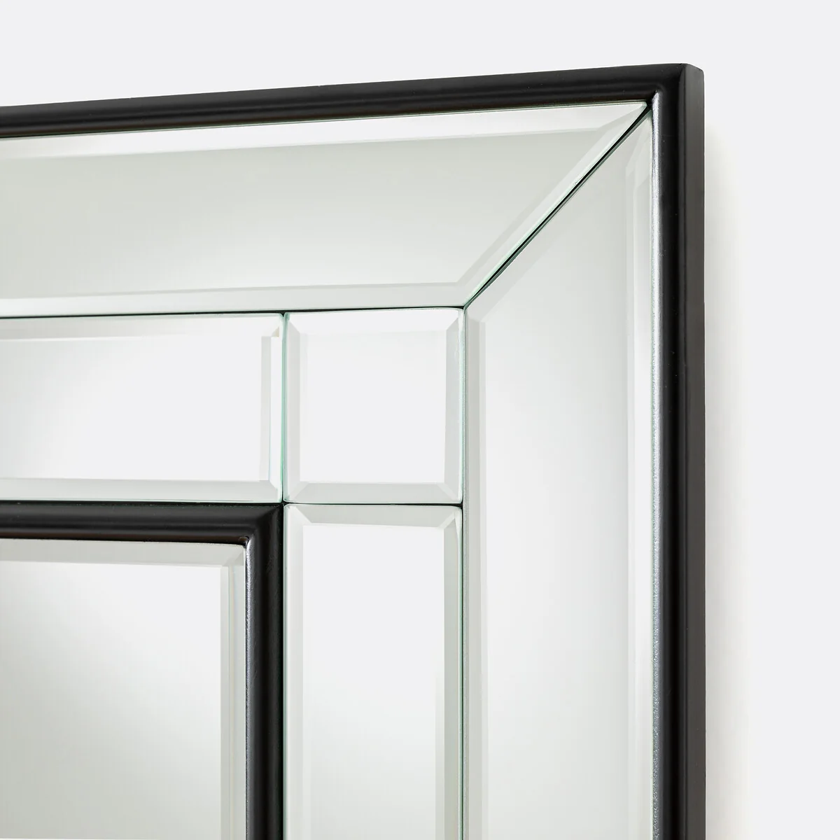Andella 90 x 120cm Bevelled Rectangular Mirror – image 4
