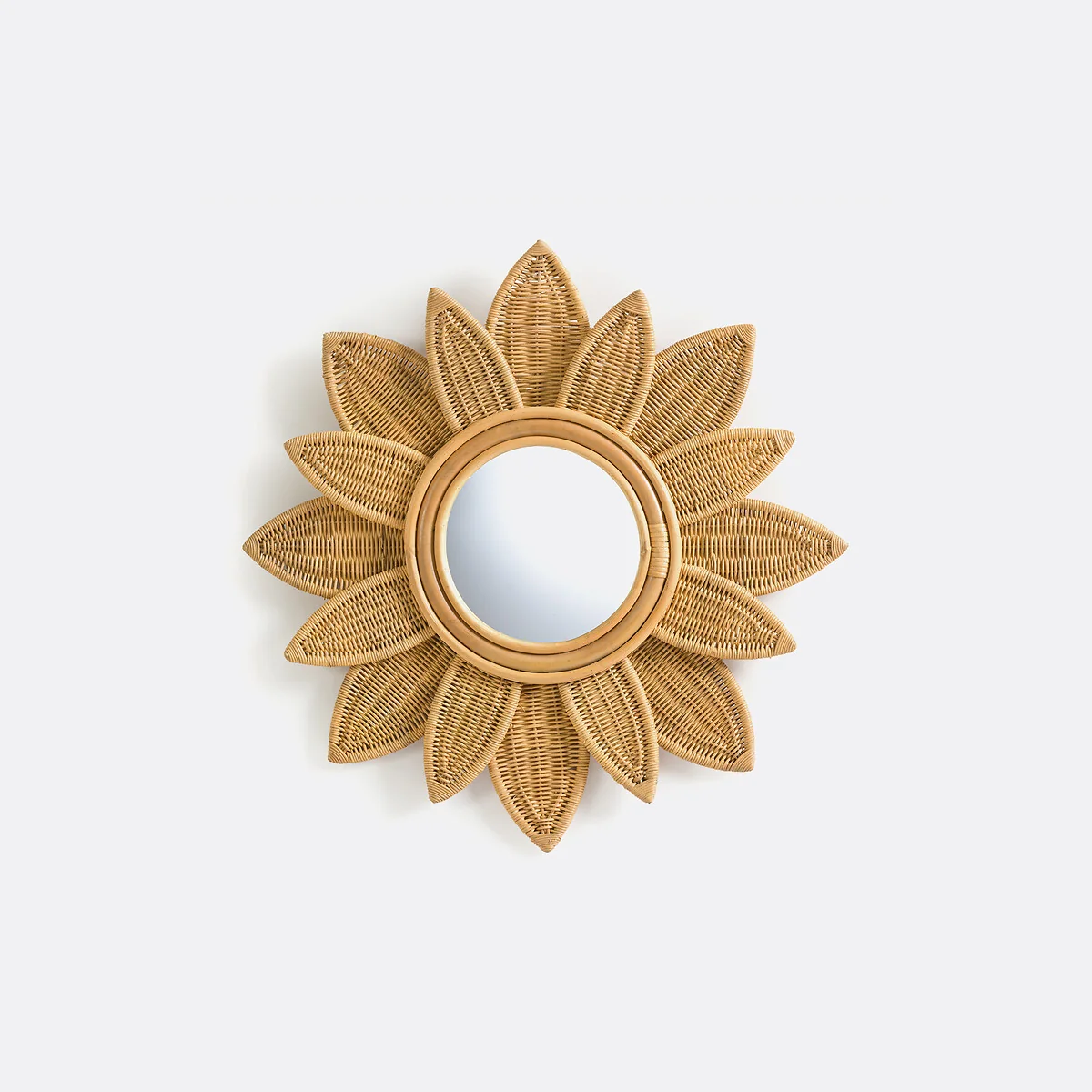 Nogu Floral 60cm Diameter Rattan Mirror – image 2