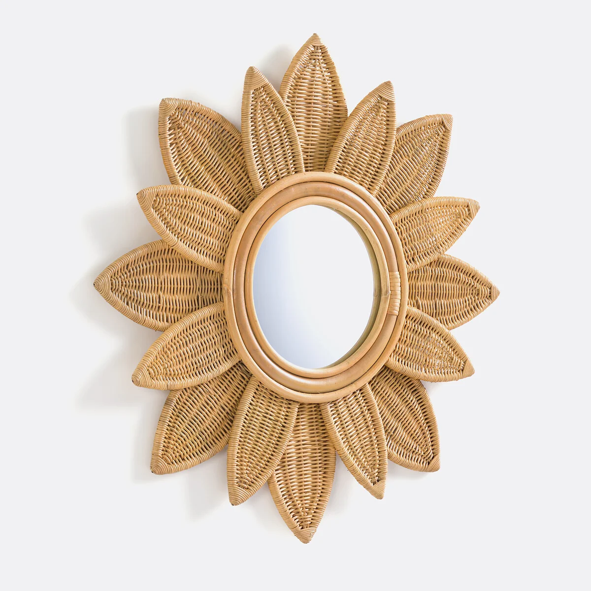 Nogu Floral 60cm Diameter Rattan Mirror – image 4