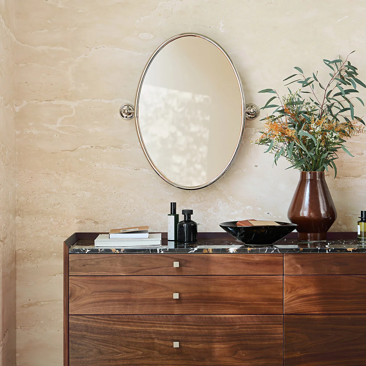Cassandre Oval Swivel Mirror – image 3