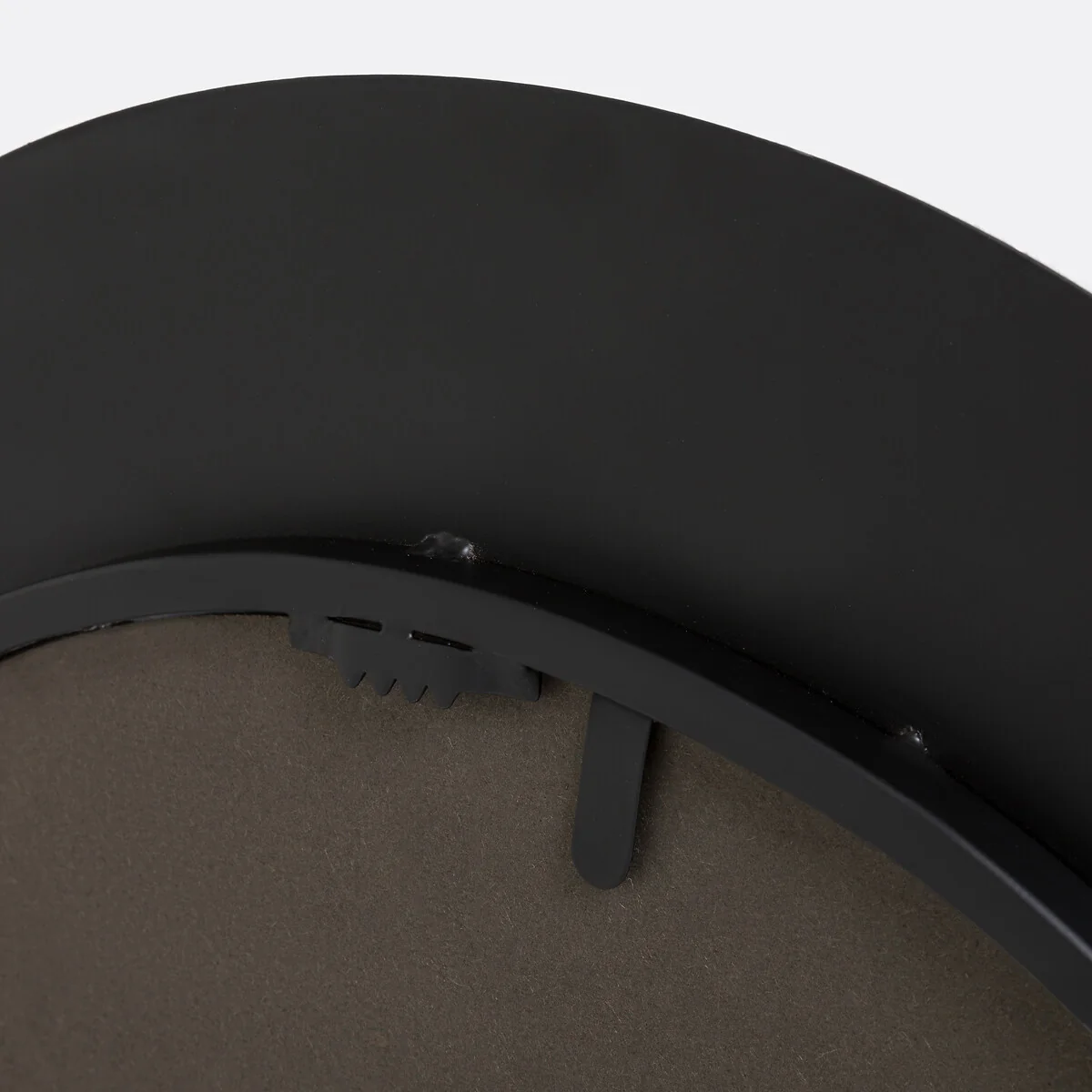 Cory Oval Iron Mirror – image 4