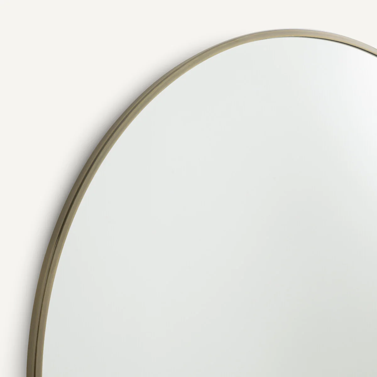 Caligone 80cm Diameter Aged Brass Round Mirror – image 5