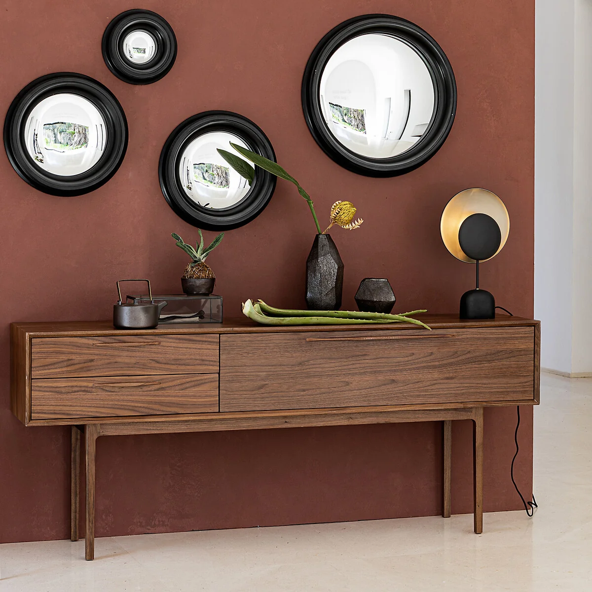 Samantha 26.5cm Diameter Round Witch Mirror – image 3