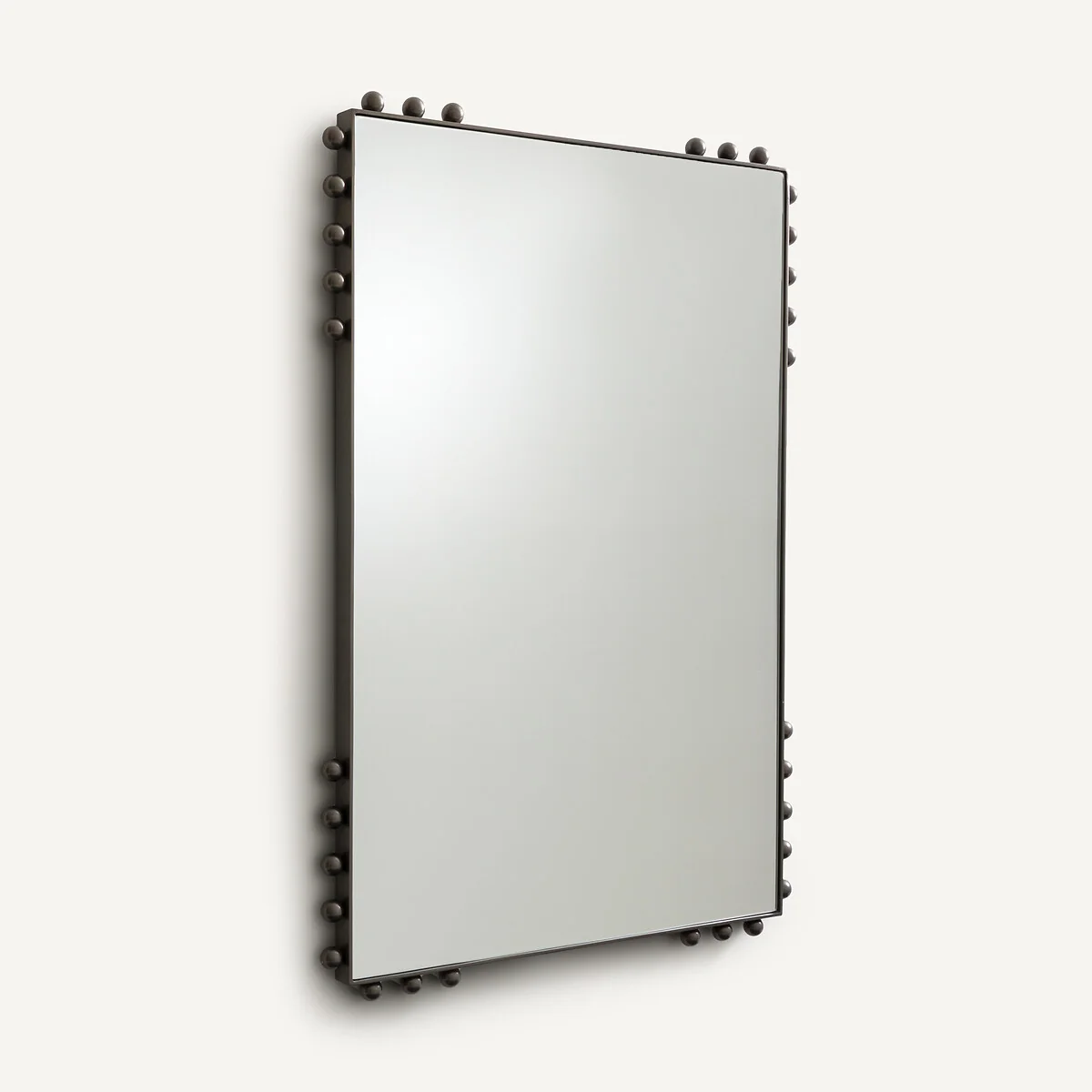 Arama Mirror with Nickel Lacquer Finish and Beaded Edging, H96cm – image 3