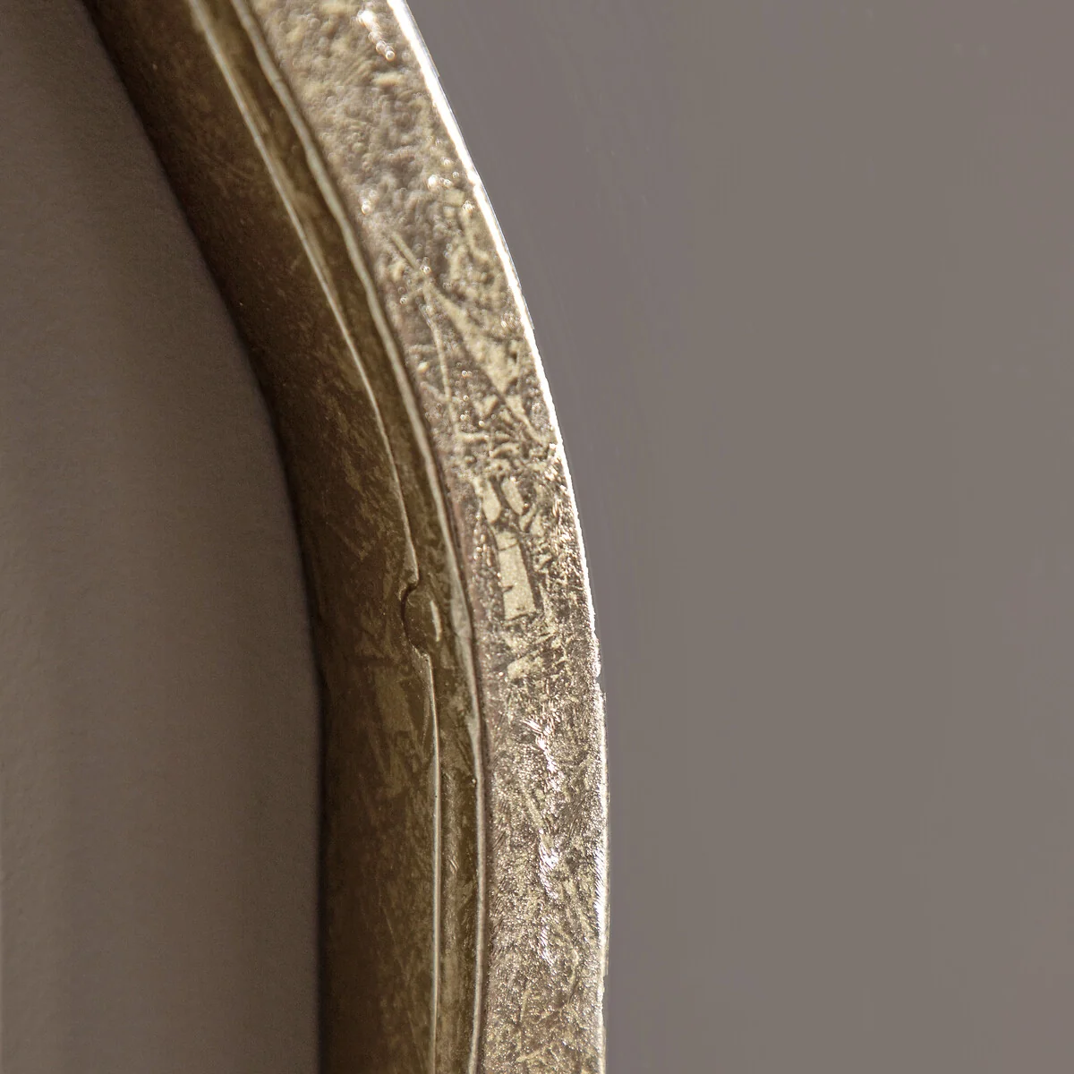 82cm Spence Round Contemporary Mirror in Gold – image 3