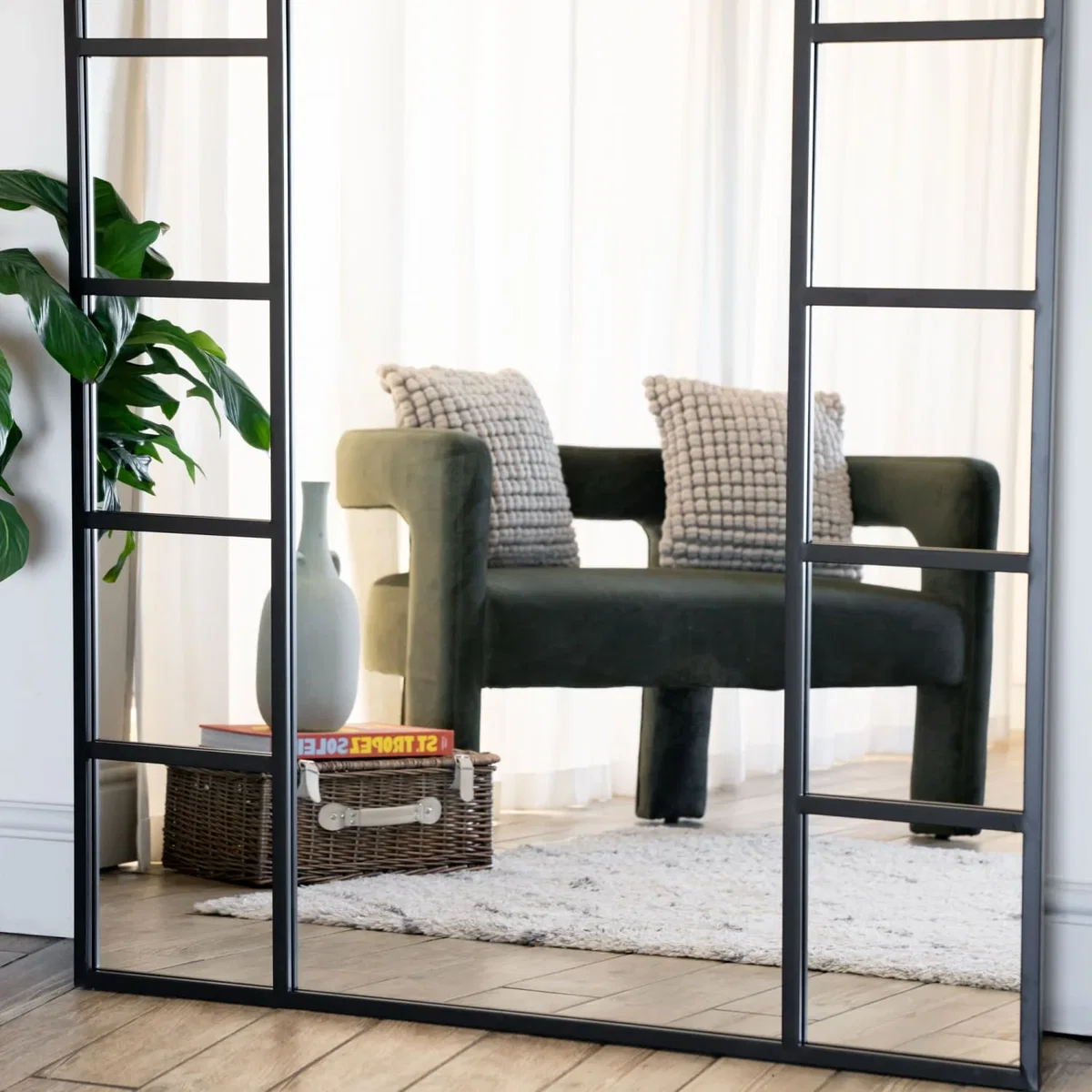 Mio- Full Length Black Metal Arched Window Mirror - 200cm x 120cm – image 4