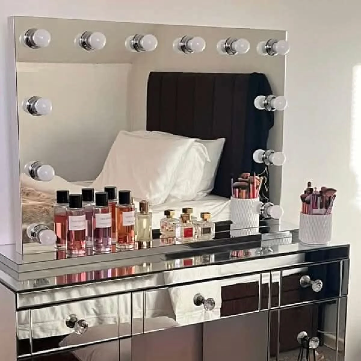 Scarlett Large Hollywood Mirror 100x70cm – image 9