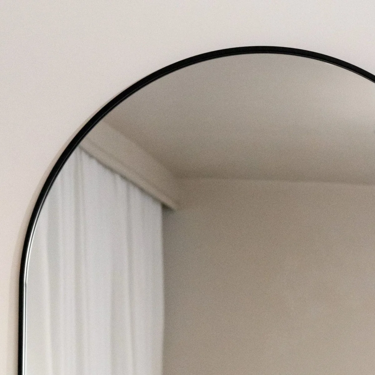 Akiko - Black Metal Arched Mirror - 120cm x 95cm – image 5