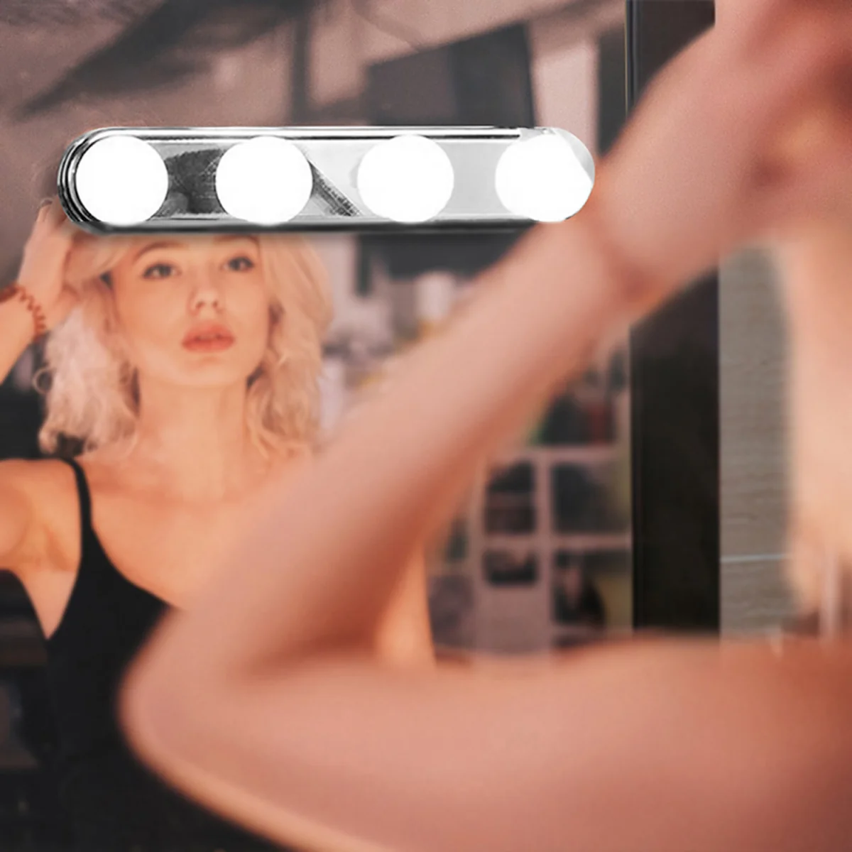Portable 4 LED Bulbs Makeup Mirror Lights – image 7