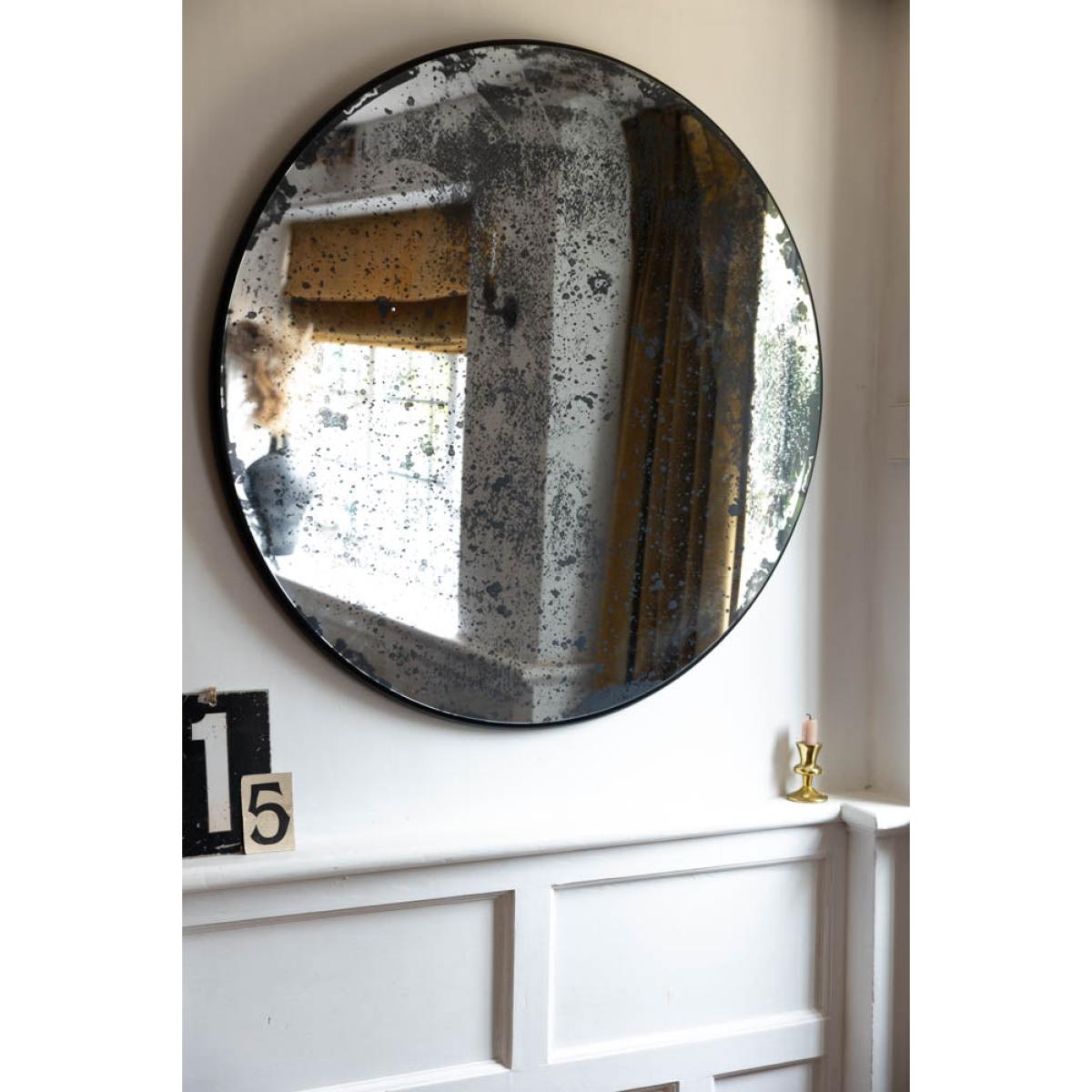 Foxed Antique-Style Round Mirror – image 2