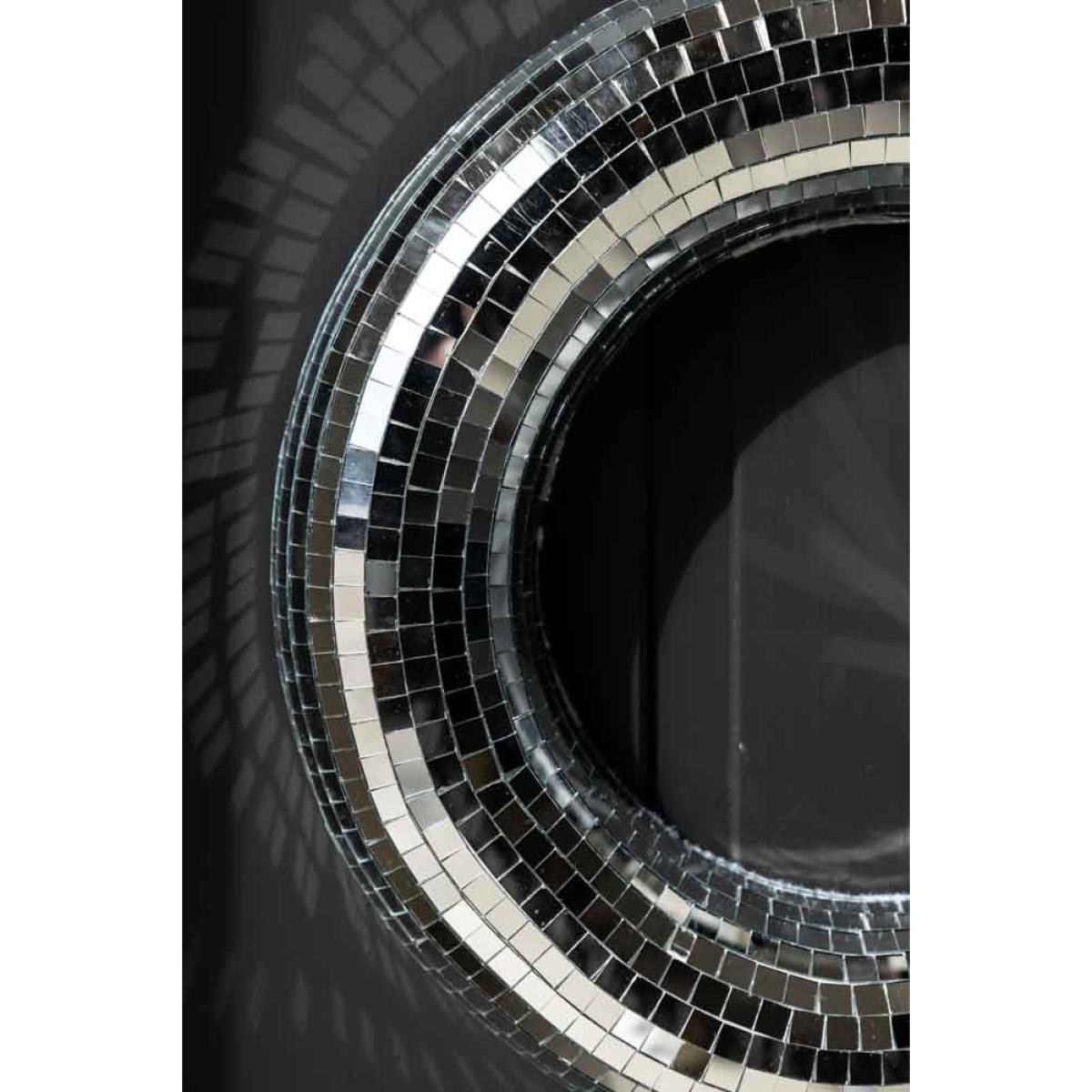Round Mirror Ball Wreath – image 3