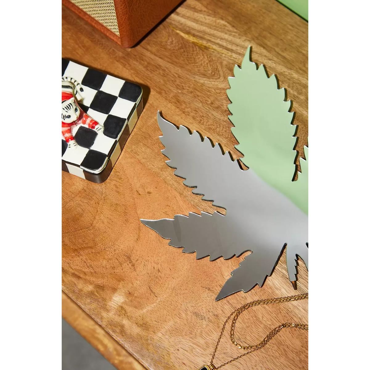 UO Leaf Mirror 25cm x 25cm at Urban Outfitters – image 5
