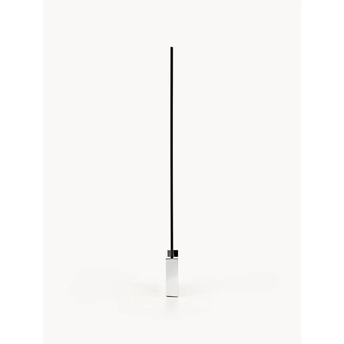 Square Full-Length Standing Mirror Finn with Metal Base – image 3