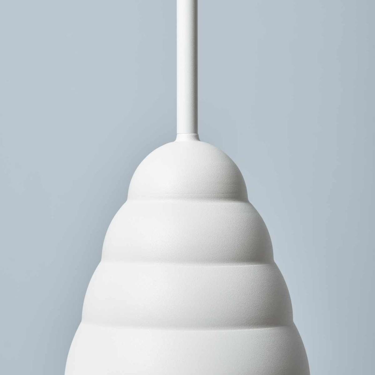 Soft White Figura Stream Lamp – image 3