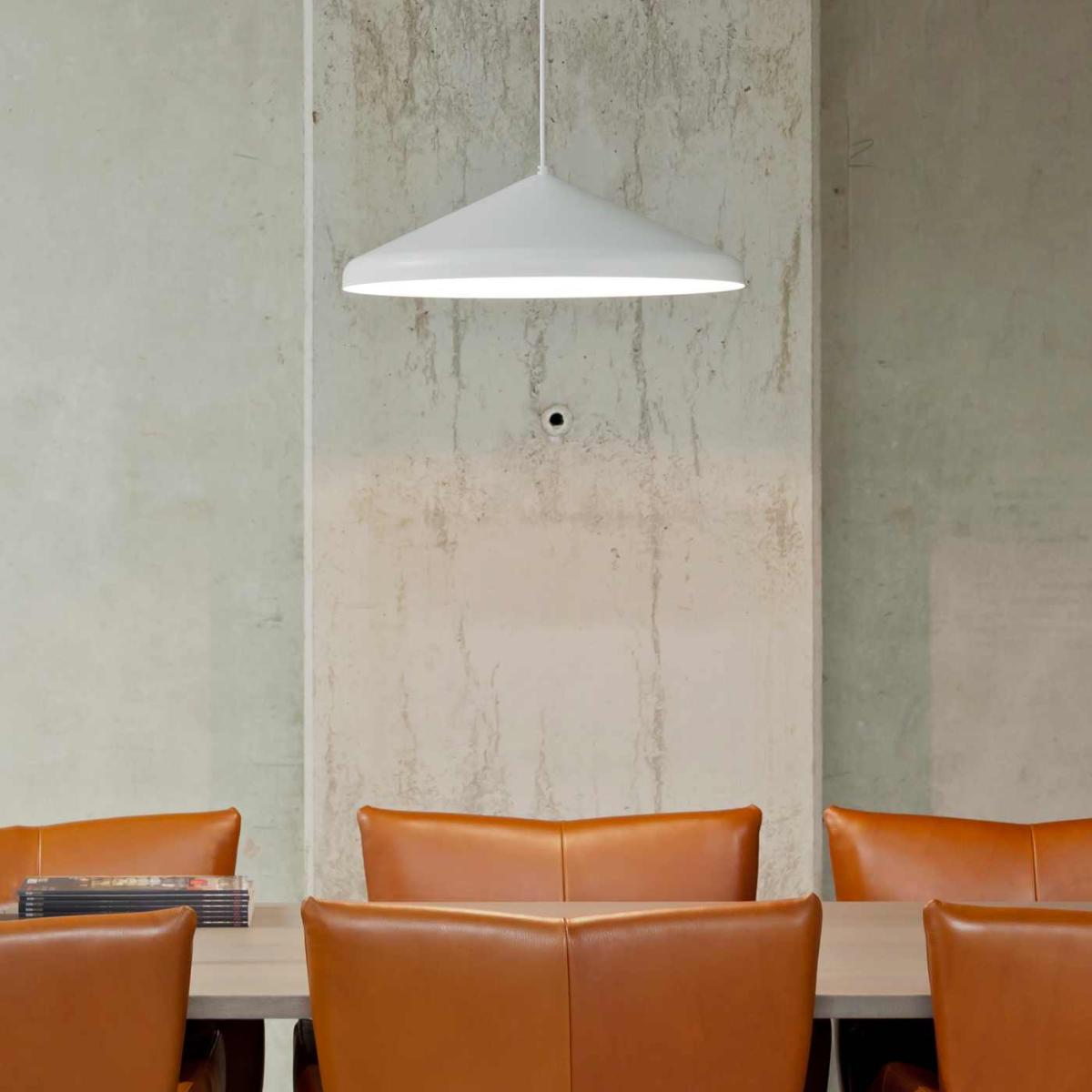 Silk Grey Lloop XL Lamp – image 2