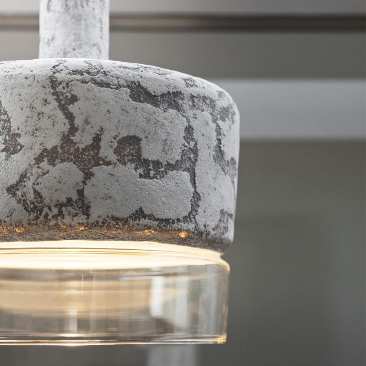 Acorn Medium Pendent Lamp – image 3