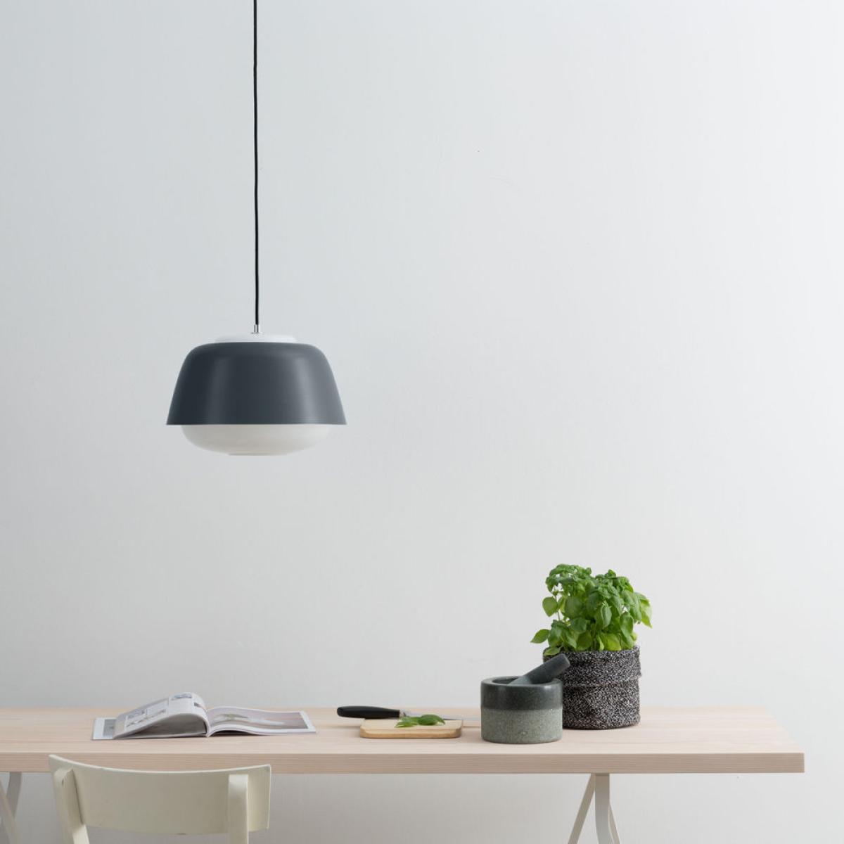 Anthracite Yoko Pendant Light – image 2