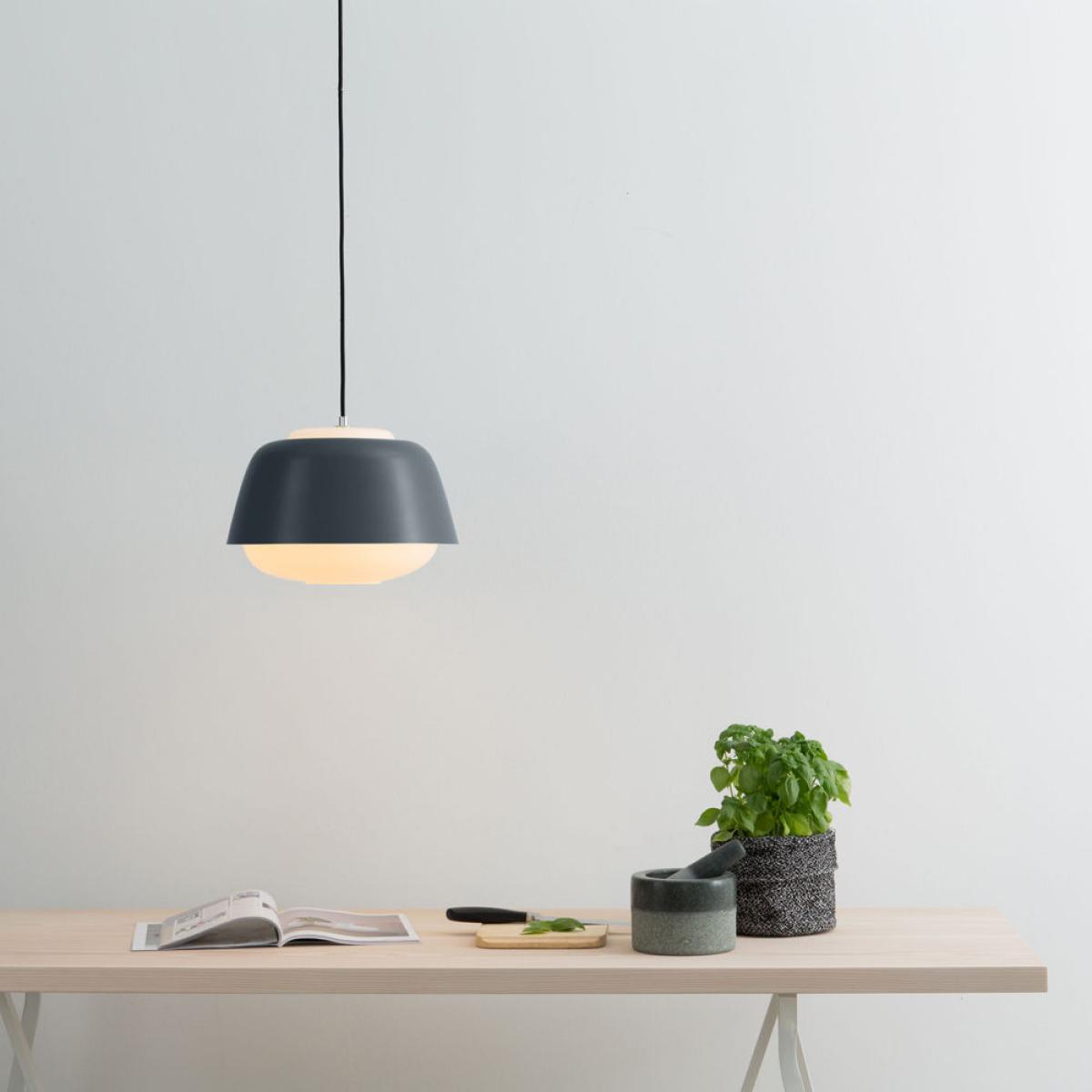 Anthracite Yoko Pendant Light – image 4