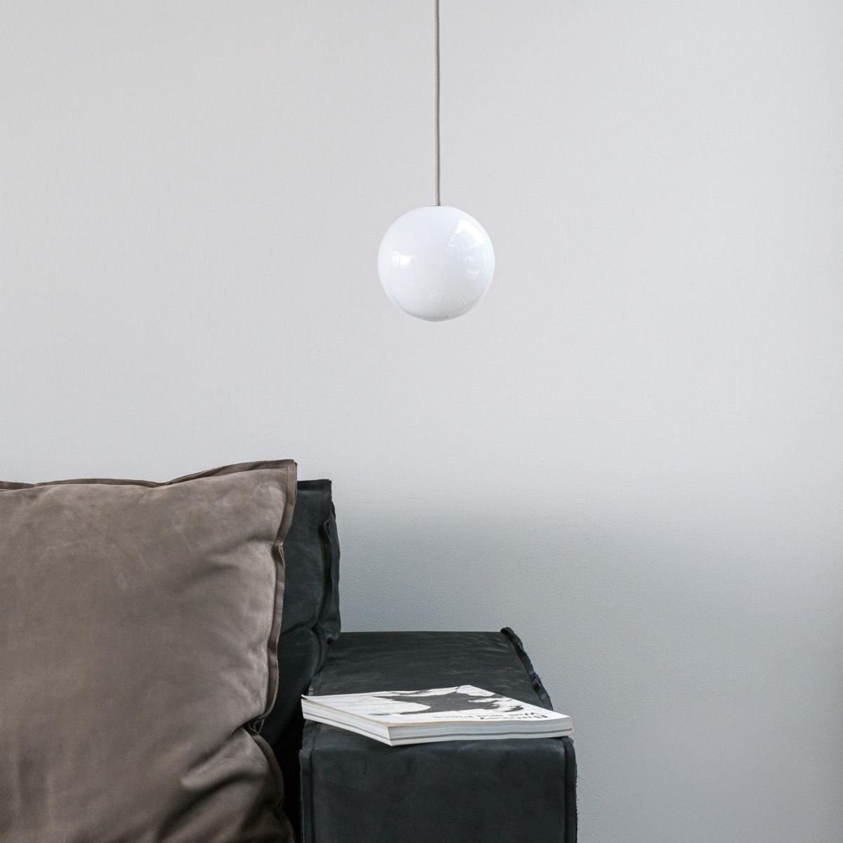 Black Bulb Lamp Small Sphere – image 2