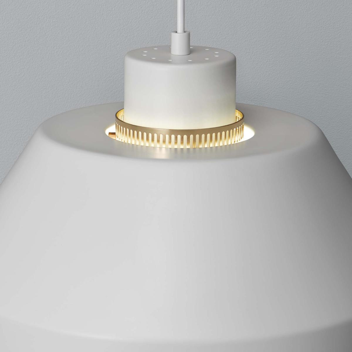 AMA 500 Pendant Light in White & Brass – image 4