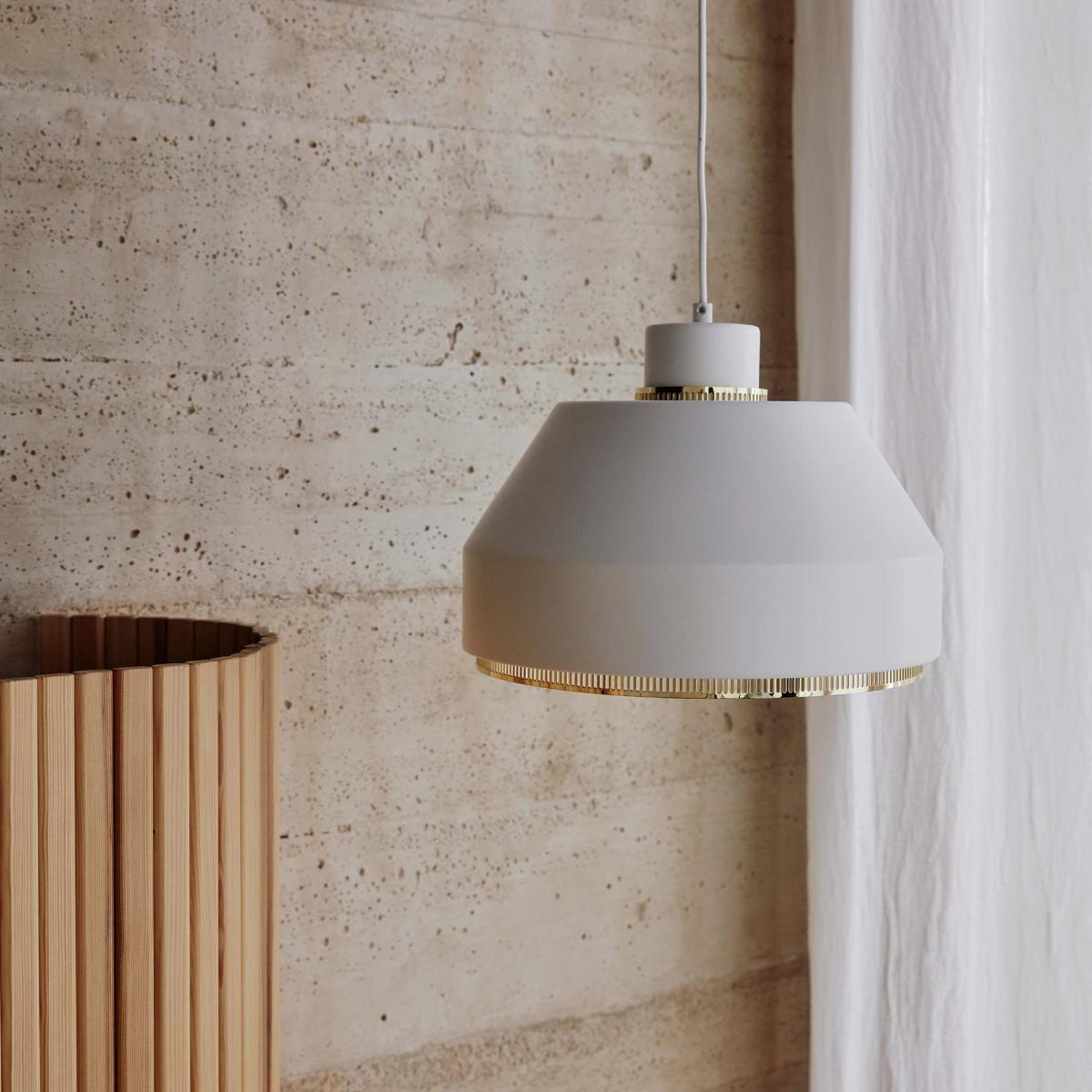 AMA 500 Pendant Light in White & Brass – image 5