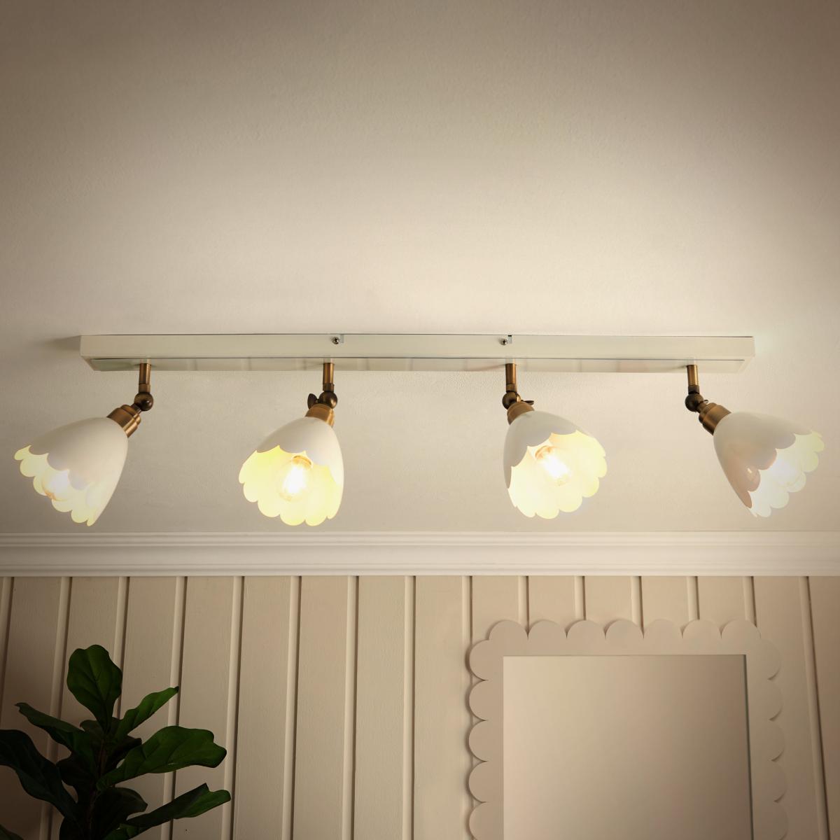 Remi Scalloped 4 Light Adjustable Spotlight Bar – image 1