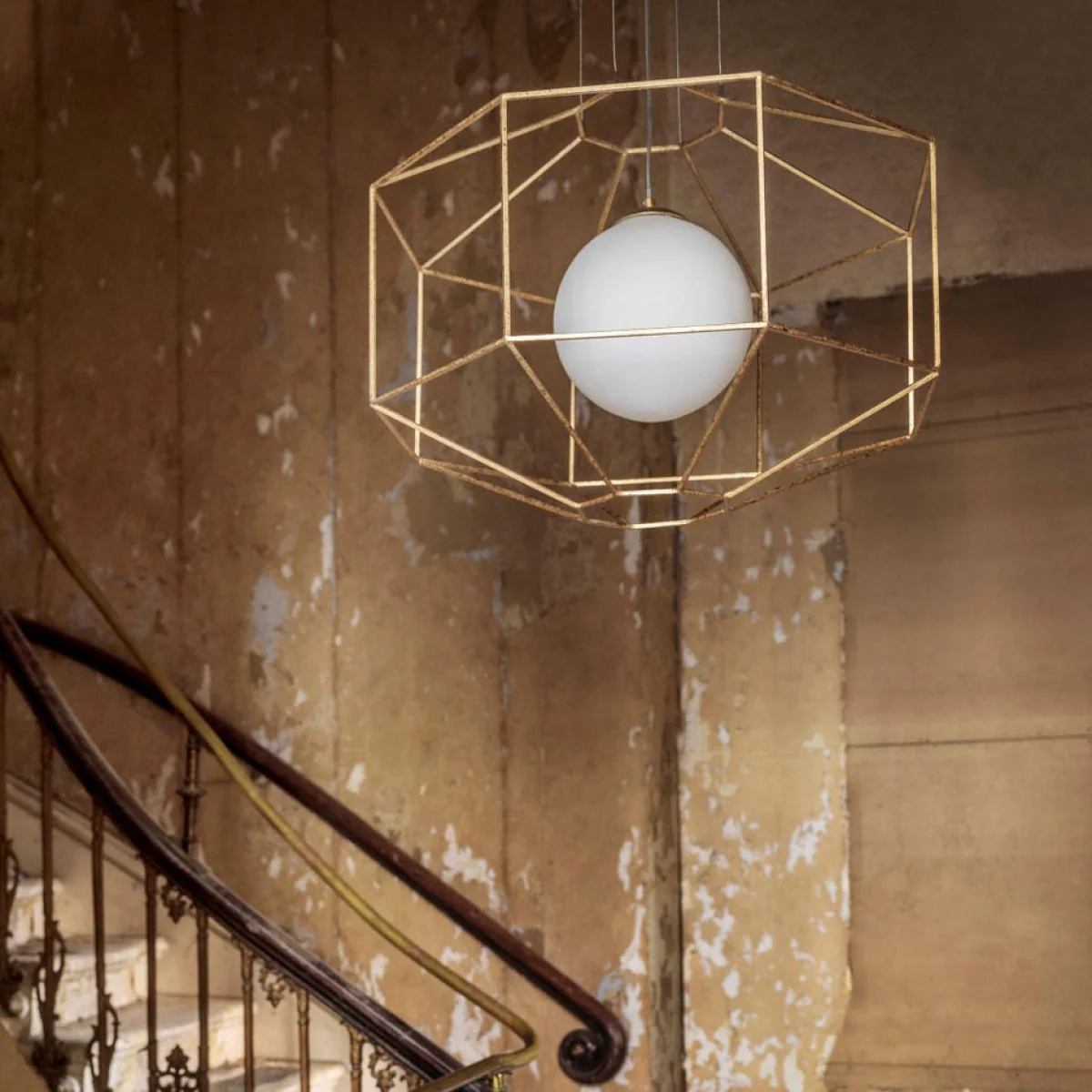 Aurelius Pendant – image 3