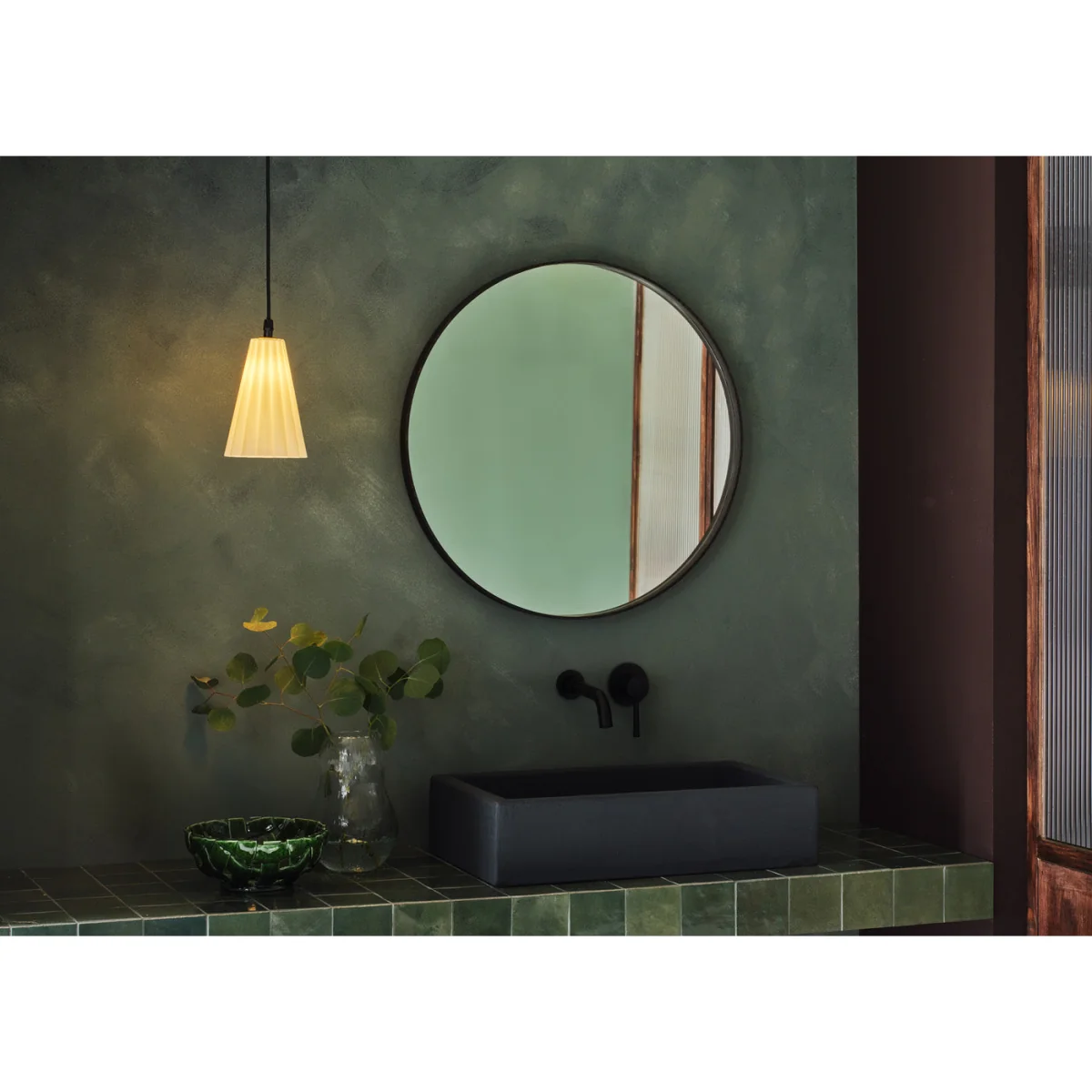 Heal's Ellsmore Pendant Light IP44 – image 2