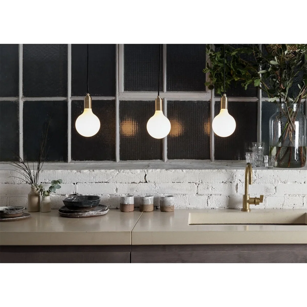 Tala Knuckle Pendant Light Brass – image 13