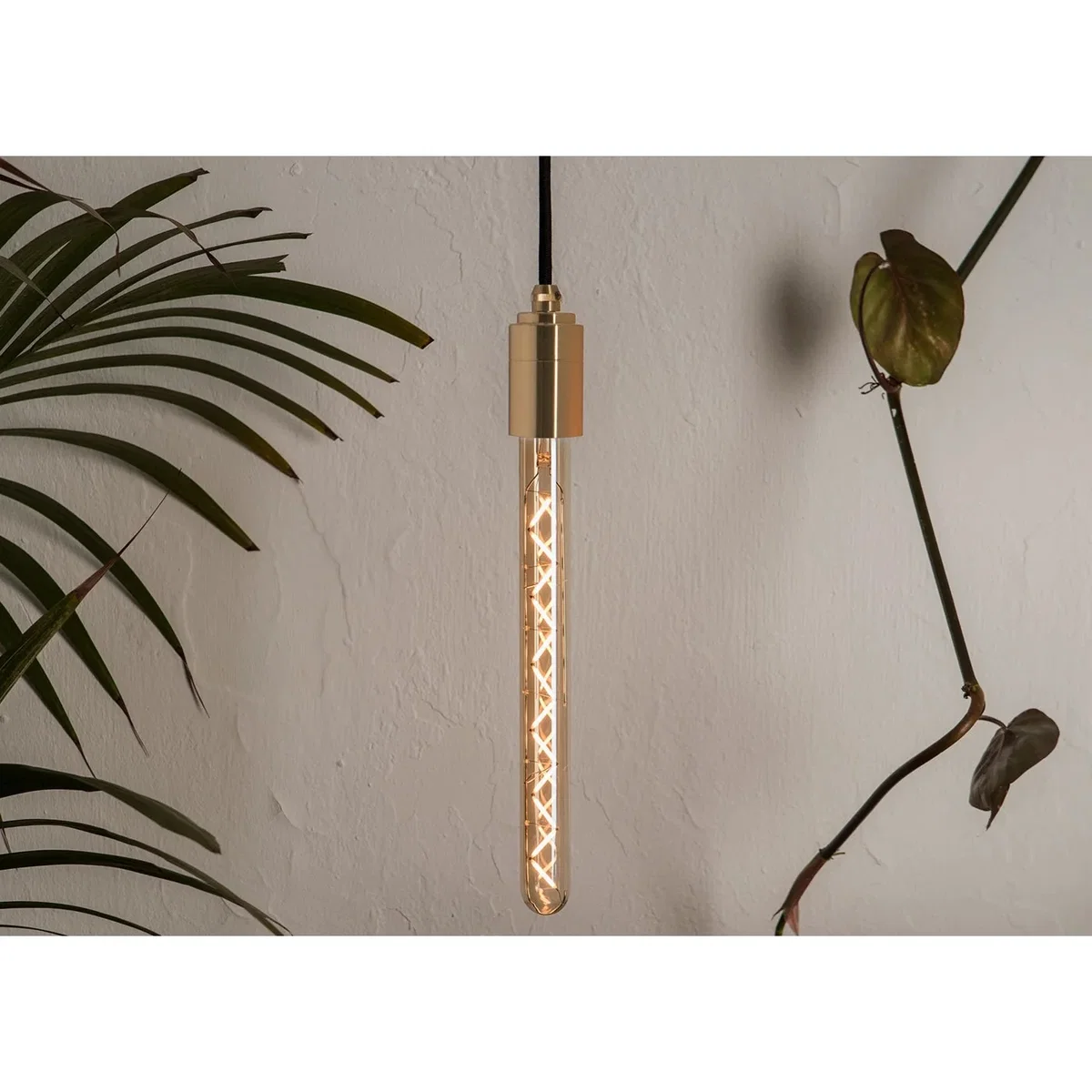 Tala Knuckle Pendant Light Brass – image 10