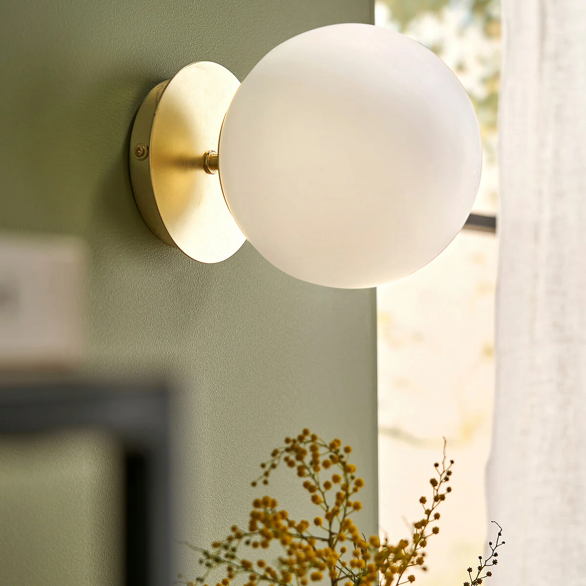 Moricio Wall Or Ceiling Light in Brass and Opaline Glass – image 3