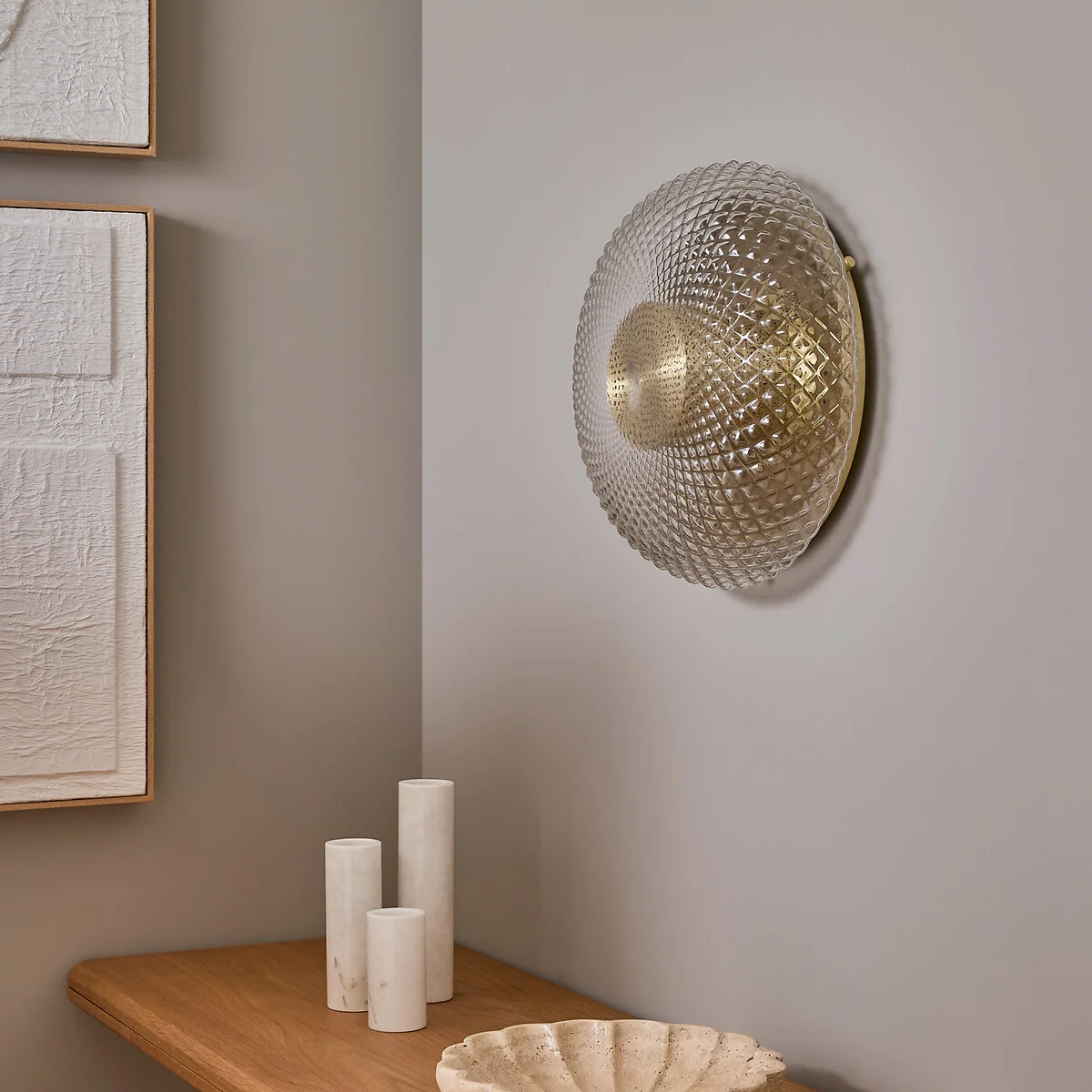 Mistinguett Chiselled Glass/Brass Wall Ceiling Light – image 4
