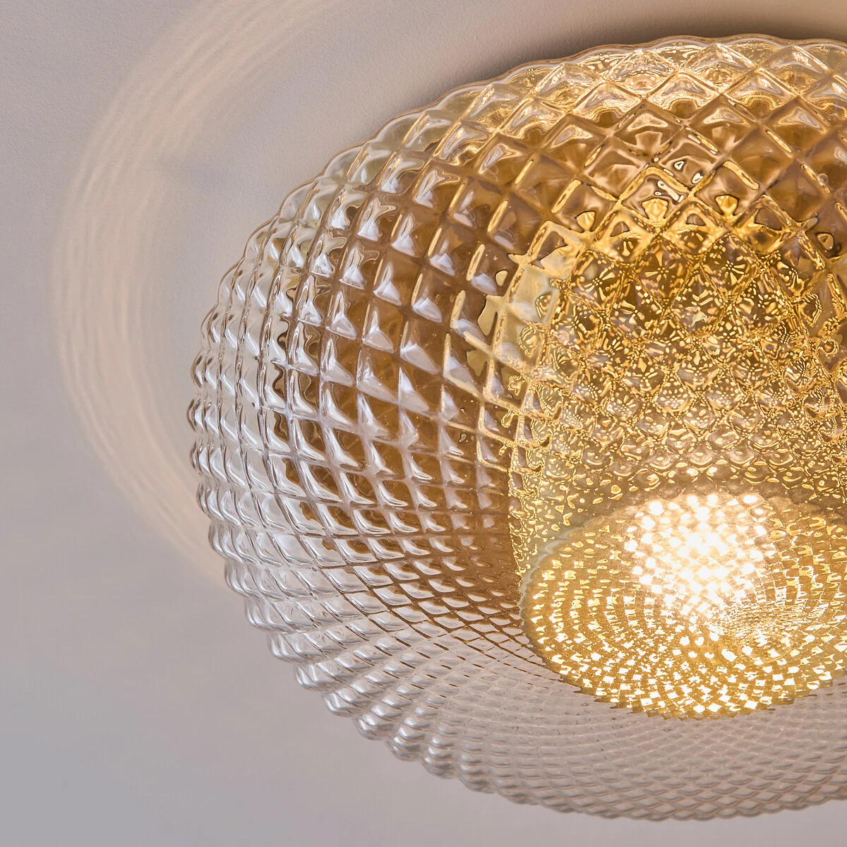 Mistinguett Chiselled Glass/Brass Wall Ceiling Light – image 5
