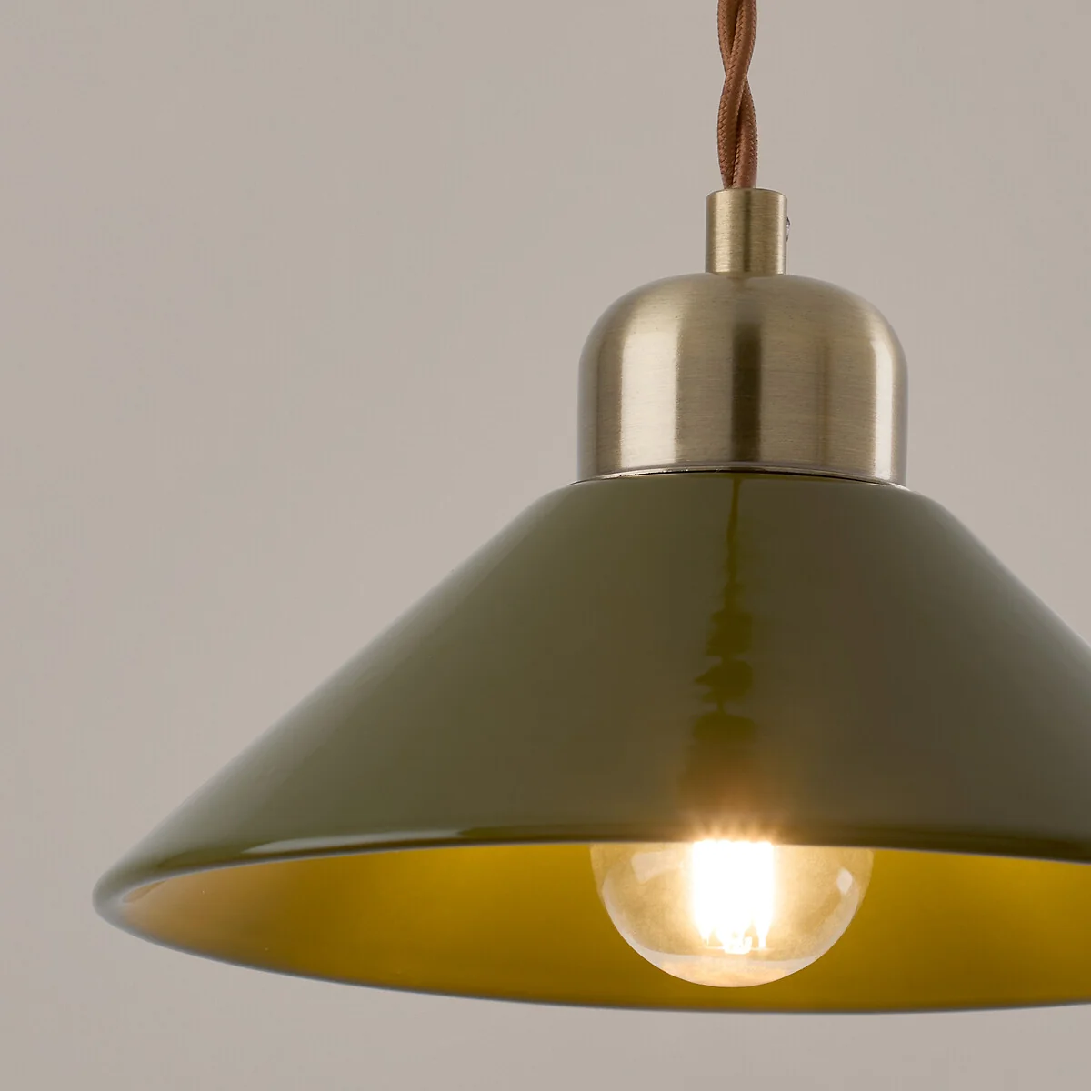 Nilana 20cm Diameter Ceramic Ceiling Light – image 4