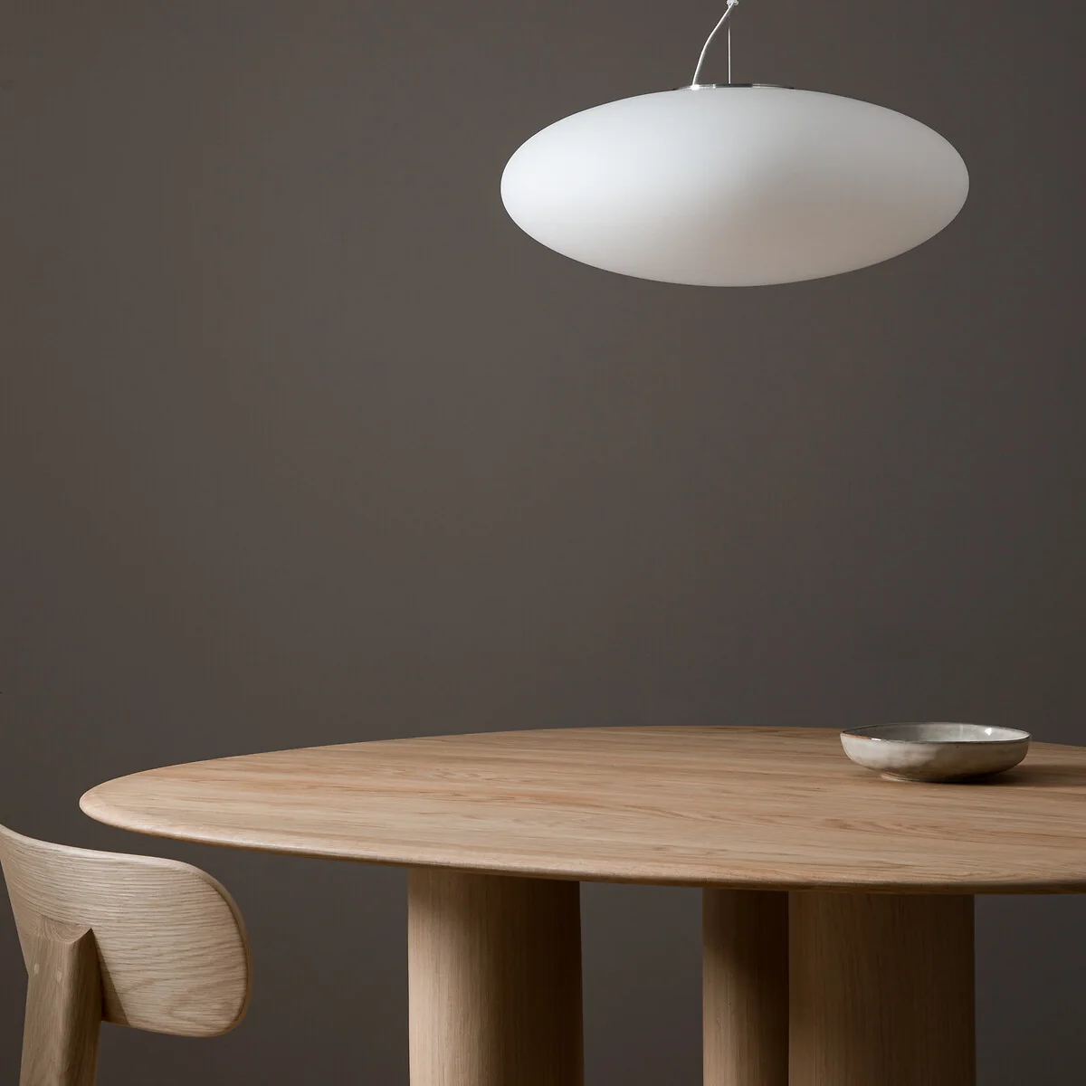 Raeyes Oval Frosted Glass Ceiling Light – image 4