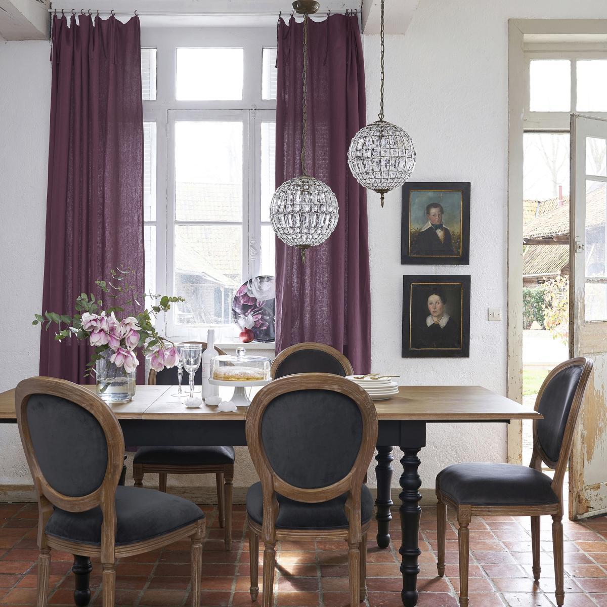 Haru Globe Pendant Light with Tassels – image 3