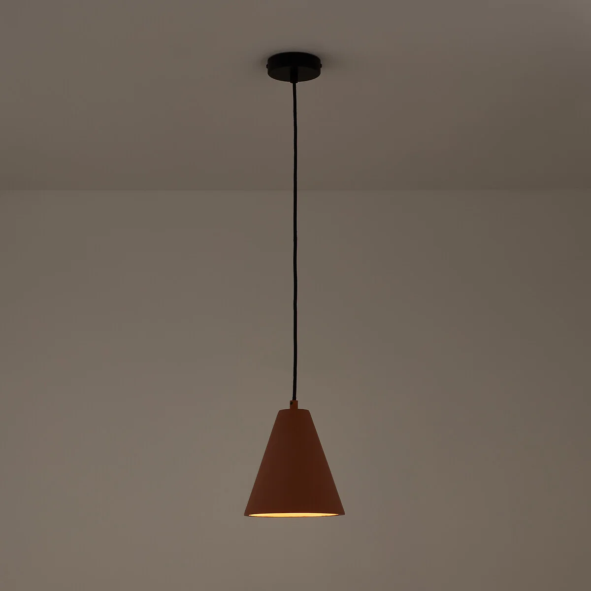 Arida 18cm Diameter Terracotta Concrete Ceiling Light – image 3