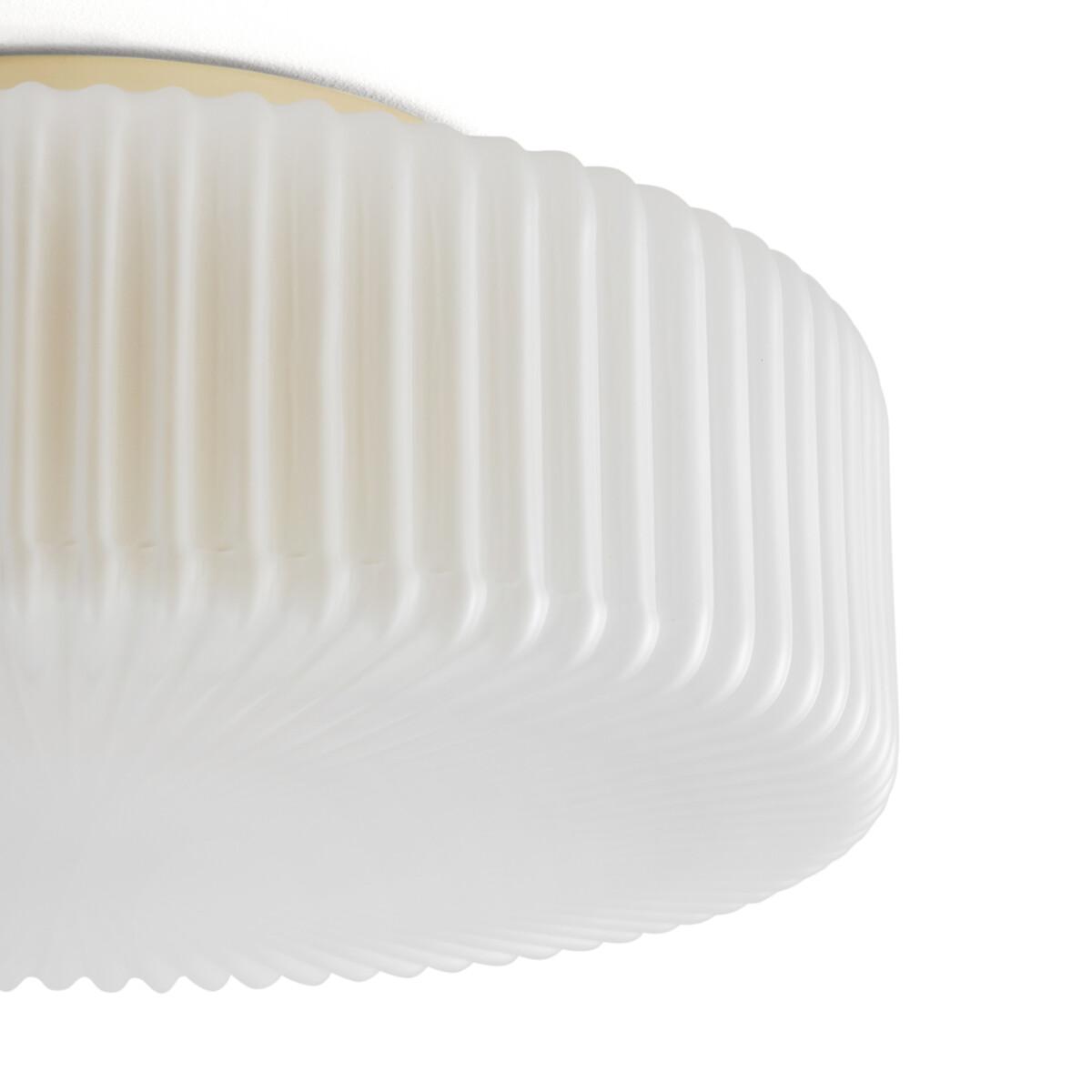 Phéradé Opaline Streaked Glass Ceiling Light – image 3