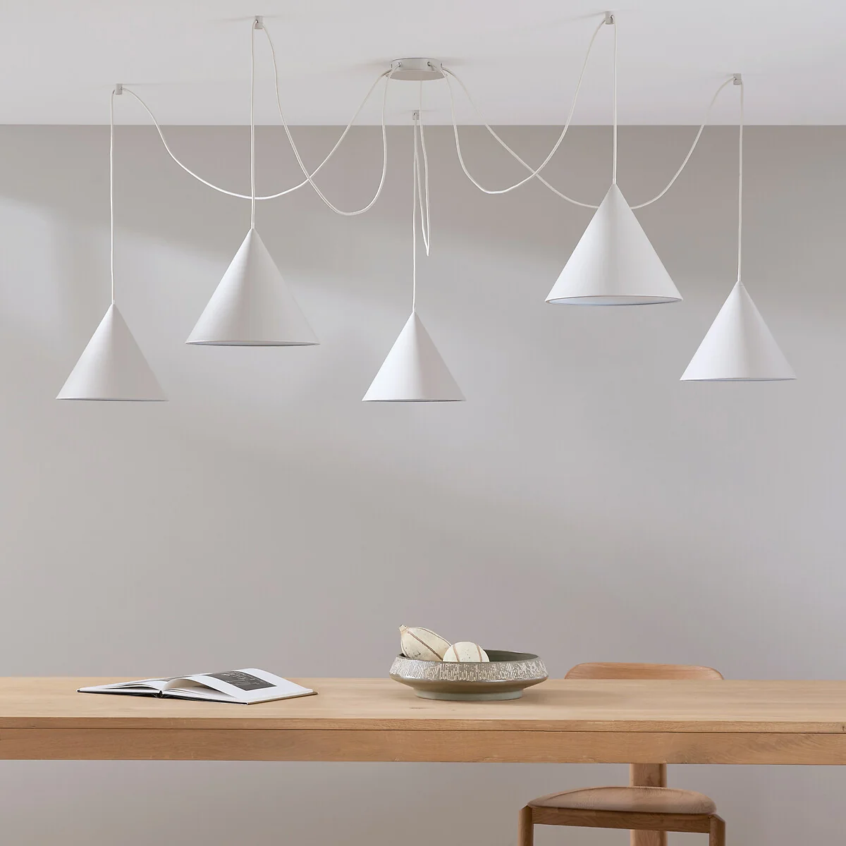 Moke Modular Ceiling Light with 5 Cones – image 2