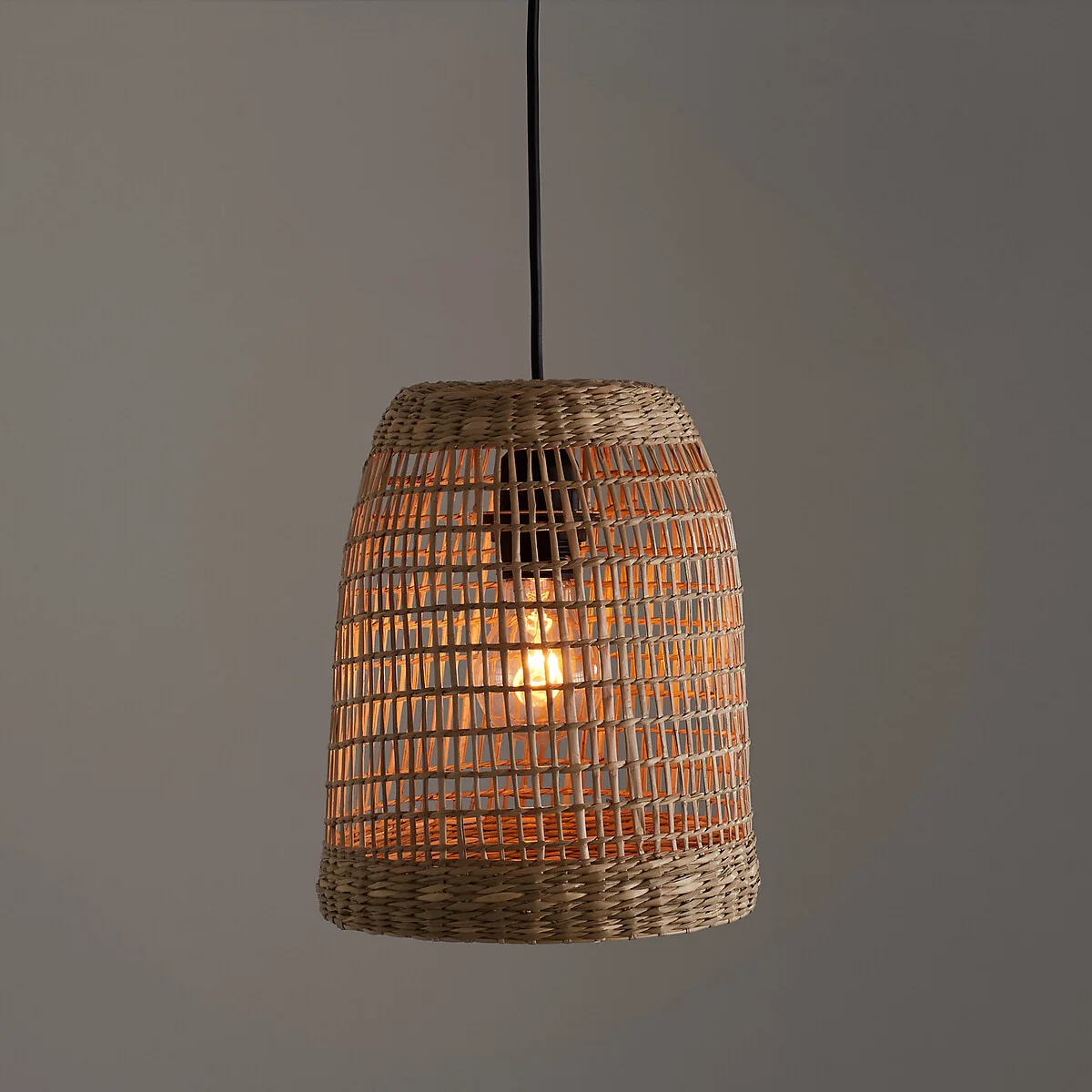 Makita 20cm Diameter Woven Grass Ceiling Light – image 3