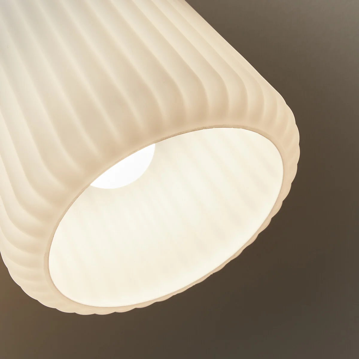Fosca Fluted Opaline Ceiling Light – image 4